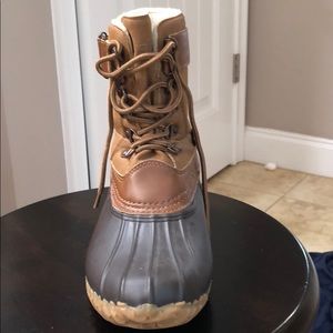 Weather ready JBU Duckboots